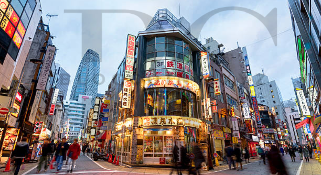 Tokyo bustling street markets